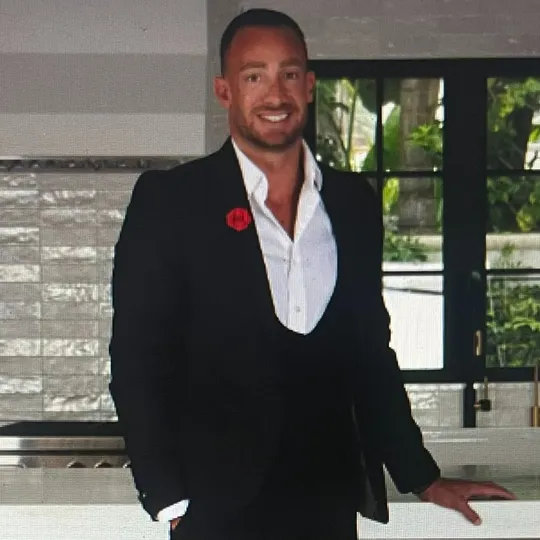 Garrett Gipe, Agent in  - Compass