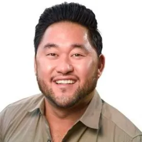 Alex Hong, Agent in  - Compass