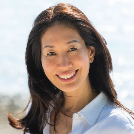 Mia Watabe, Agent in  - Compass