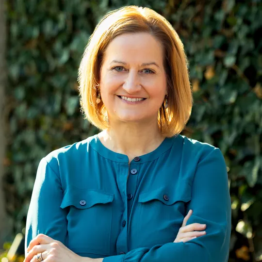 Wanda Wilson, Agent in  - Compass