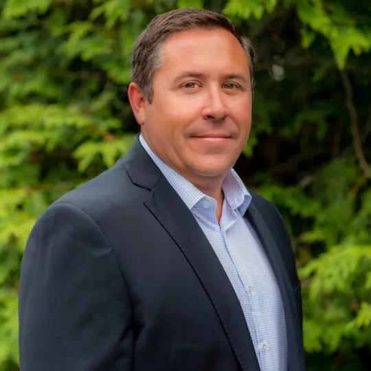 Tom Kirsch, Agent in  - Compass