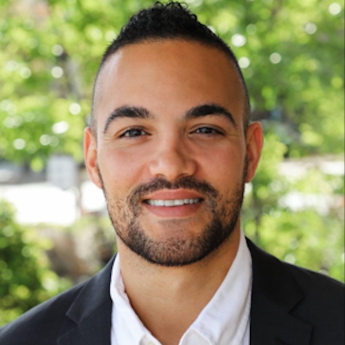 Headshot of Elliott Black