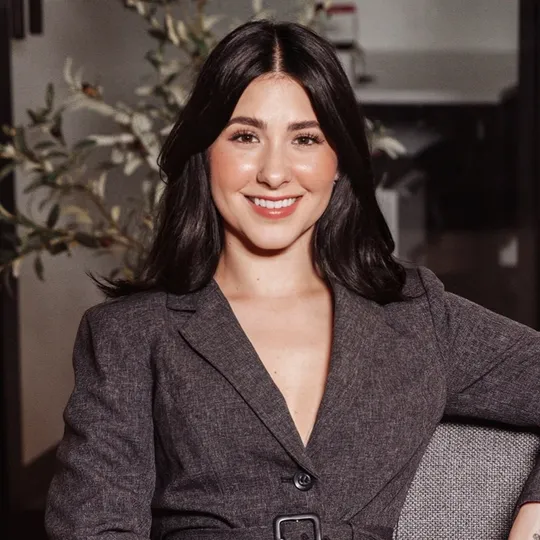 Tana Miller, Agent in  - Compass