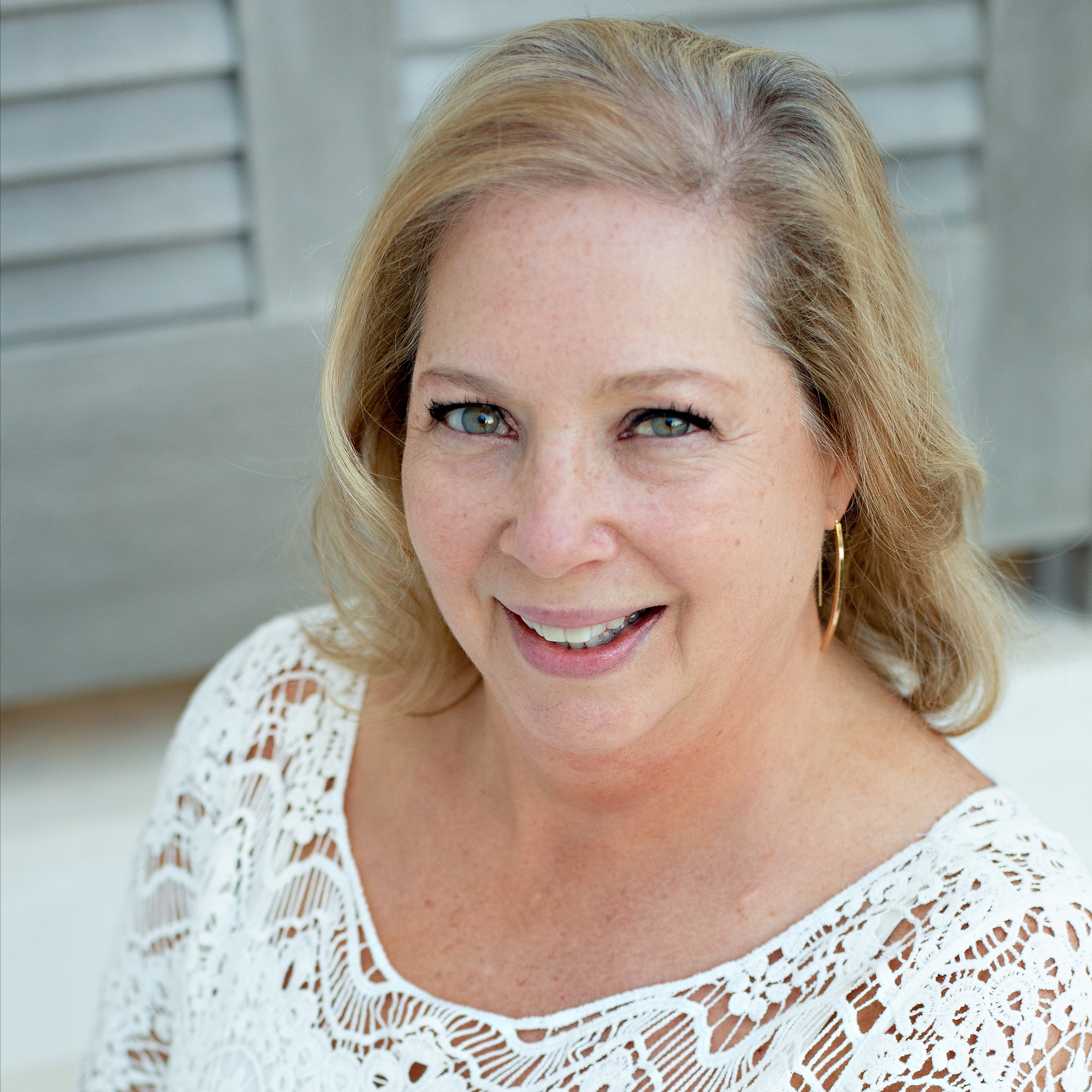 Headshot of Lisa Brown