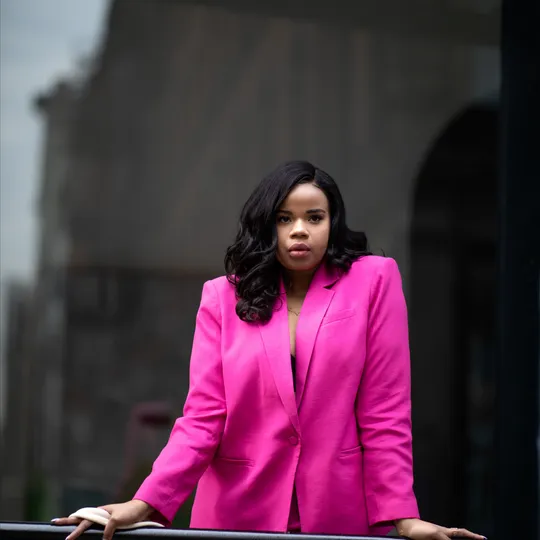 Trisha Penn, Agent in  - Compass