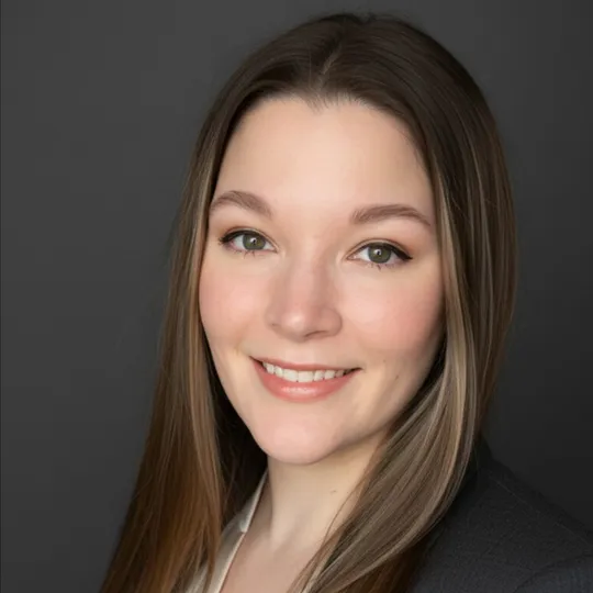 Hilary Vanhulle, Agent in  - Compass