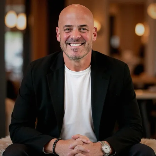 Mike Mogavero, Agent in  - Compass