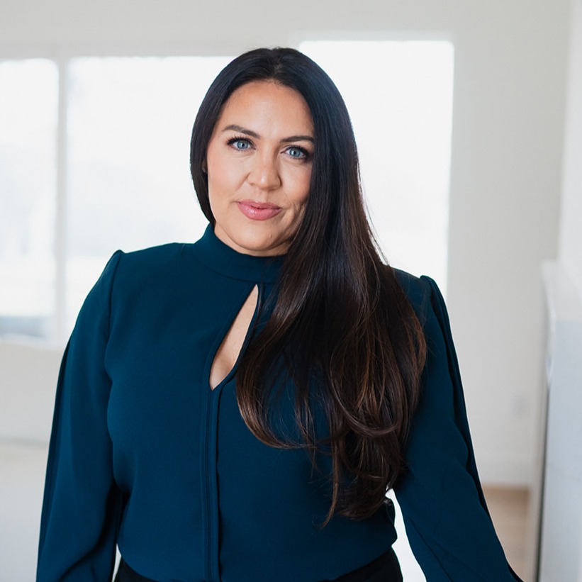 Headshot of Elisha Perez