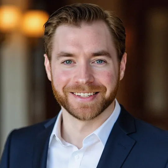 Ben Lauer, Agent in  - Compass