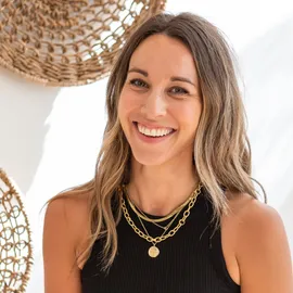 Katherine Lisecki, Agent in  - Compass