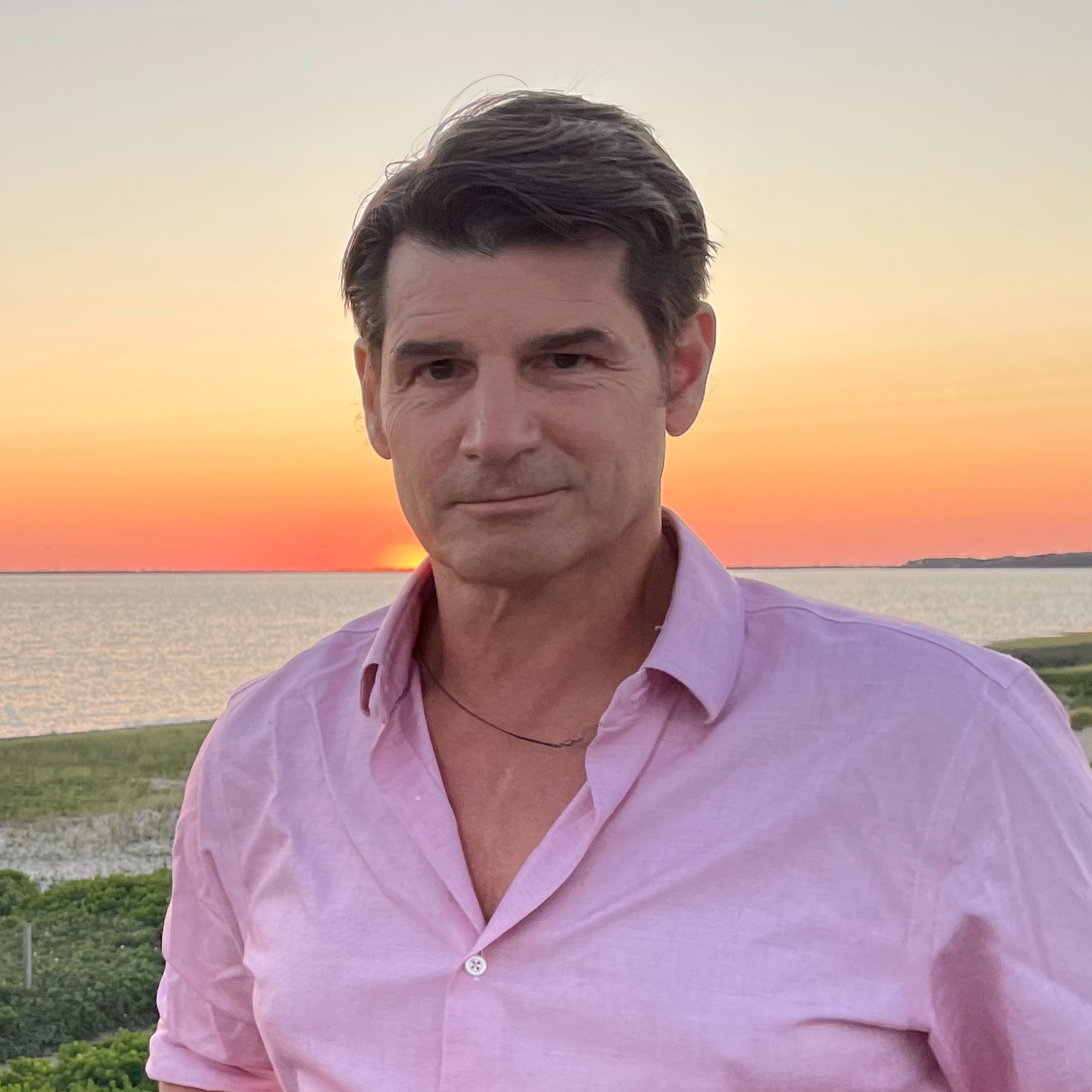 Headshot of Oliver Dow