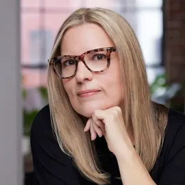 Alison Bahm, Agent in  - Compass