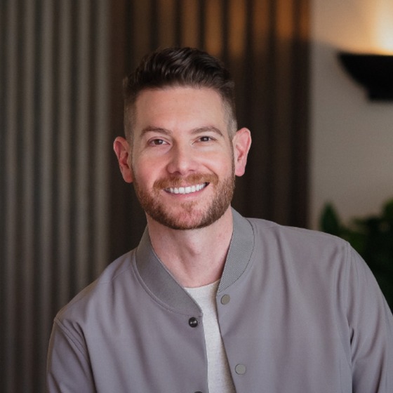 Headshot of Wade Giles