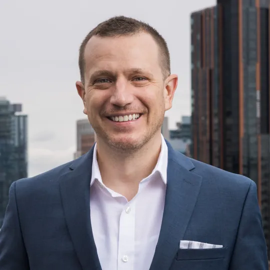 Justin Scott, Agent in  - Compass