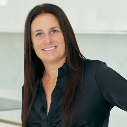 Robyn Rosen, Agent in  - Compass