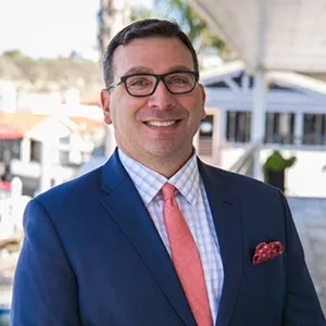 Scott Witkin, Agent in  - Compass