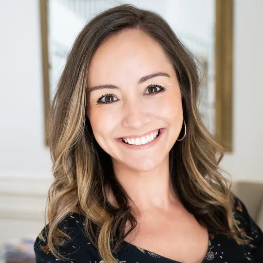 Ashley Lampkins, Agent in  - Compass