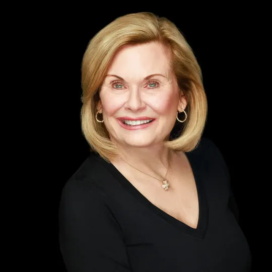 Karen Pratte, Agent in  - Compass