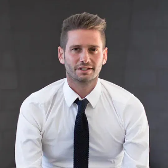 Josh Flagg, Agent in  - Compass