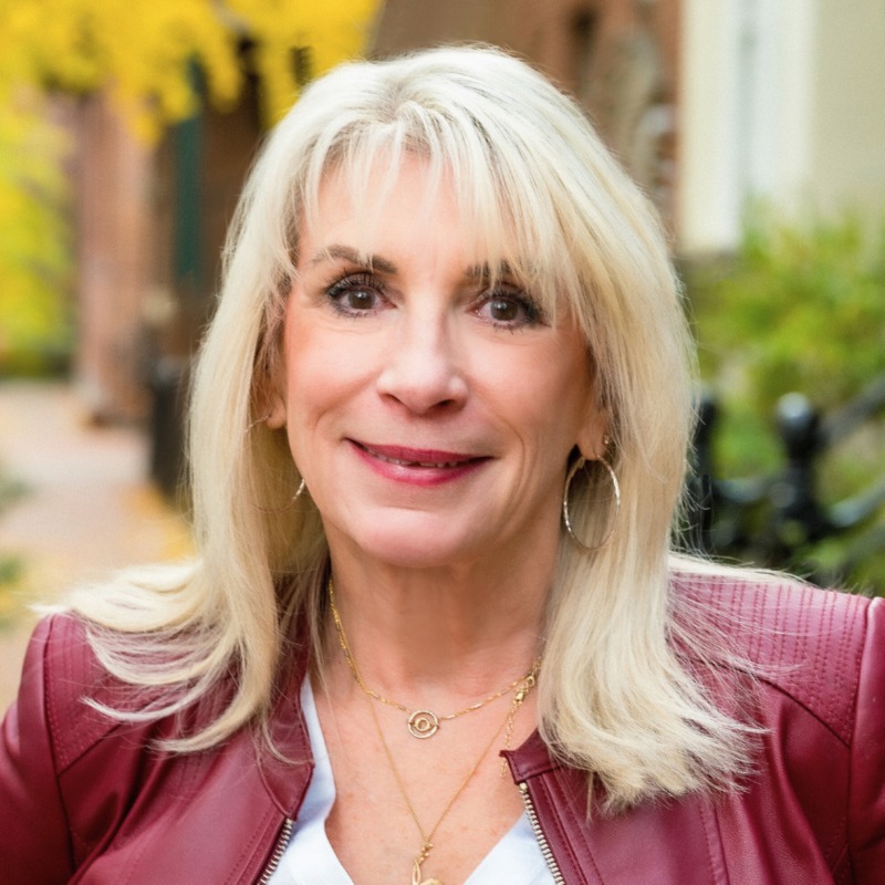 Headshot of Susan DeVine