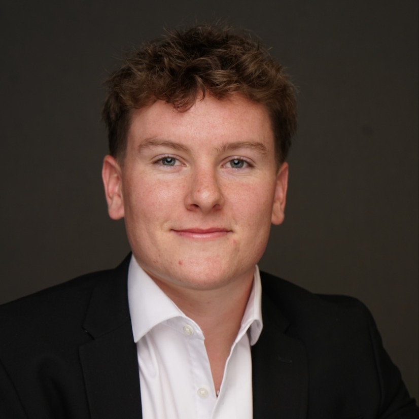 Headshot of Donovan Collis