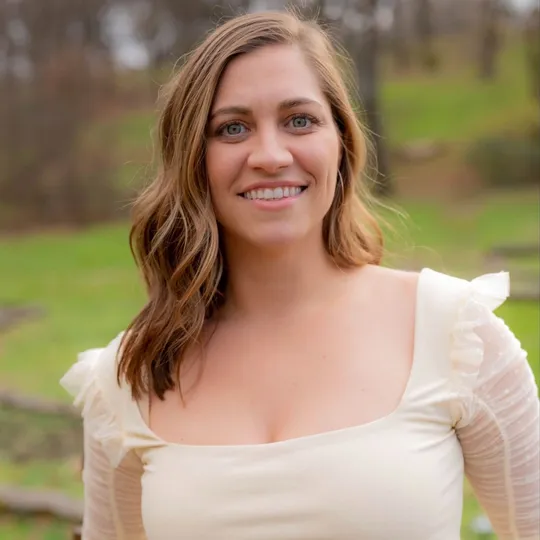 Brittany Bishop, Agent in  - Compass