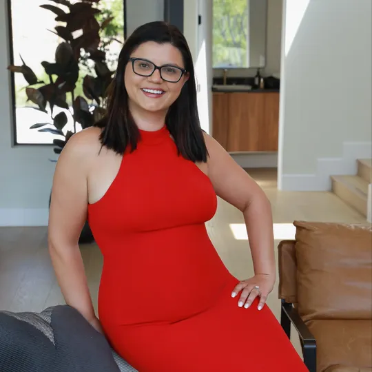 Karin Howard, Agent in  - Compass