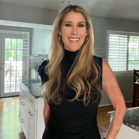 Caryn Gardiner, Agent in  - Compass
