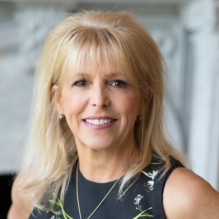 Headshot of Joanne King