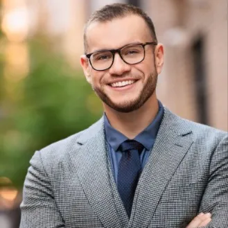 Kenny Castor, Agent in  - Compass