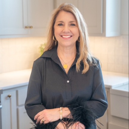 Headshot of Jennifer Guidry