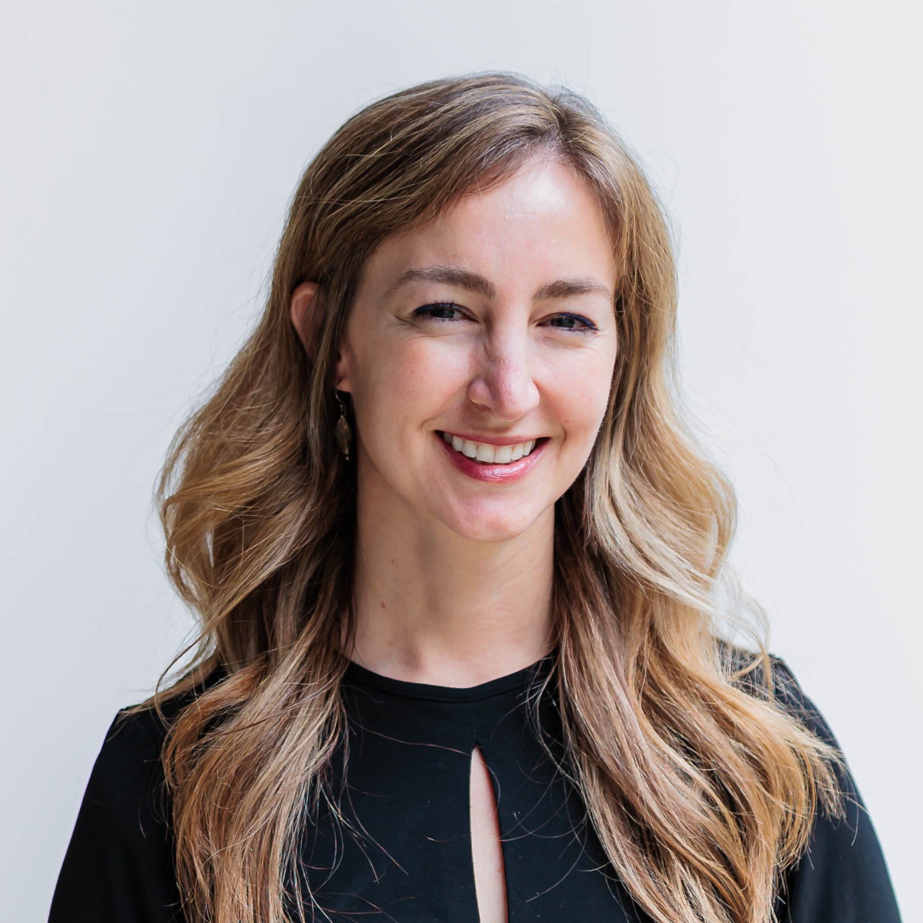 Headshot of Jessica Barker