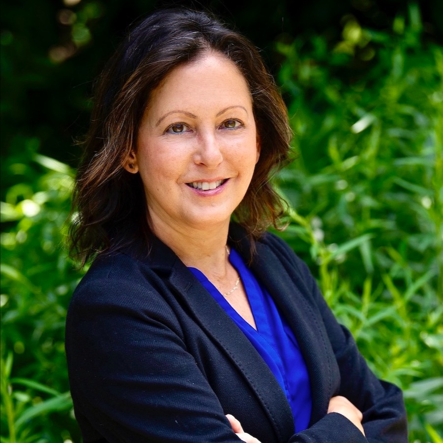 Headshot of Teresa DiCampli