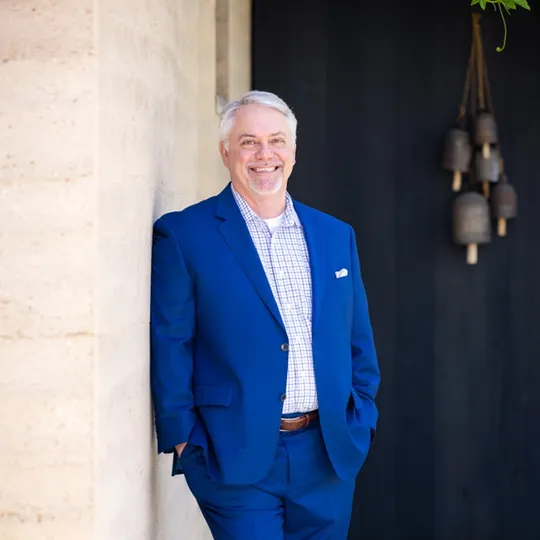 David Lewis, Agent in  - Compass