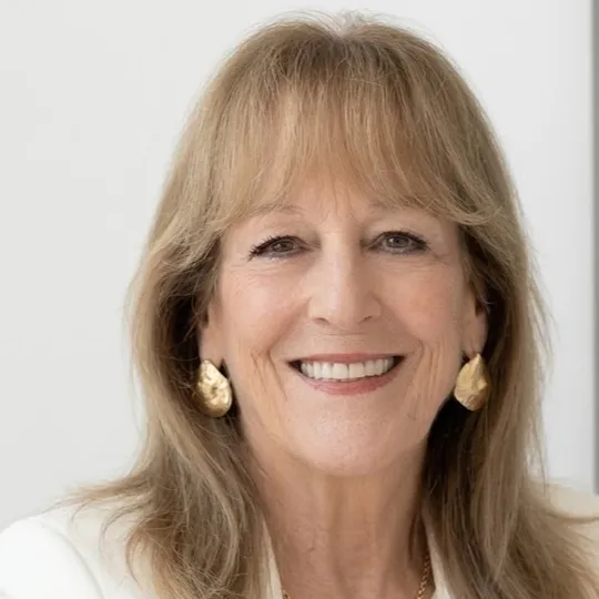 Cindy Trahan, Agent in  - Compass