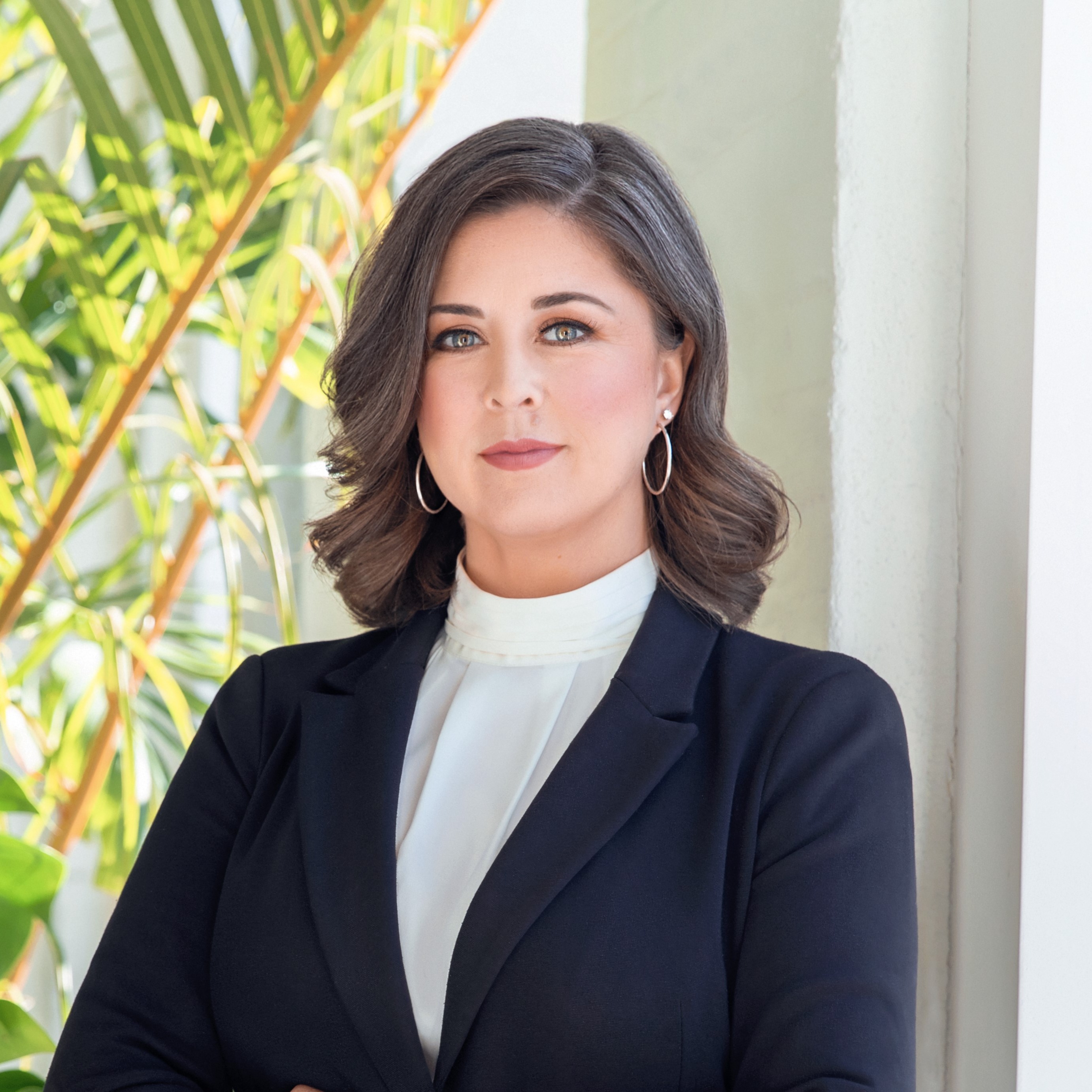 Headshot of Devon Saracco