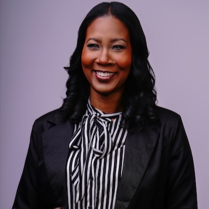 Headshot of Jade Phelps