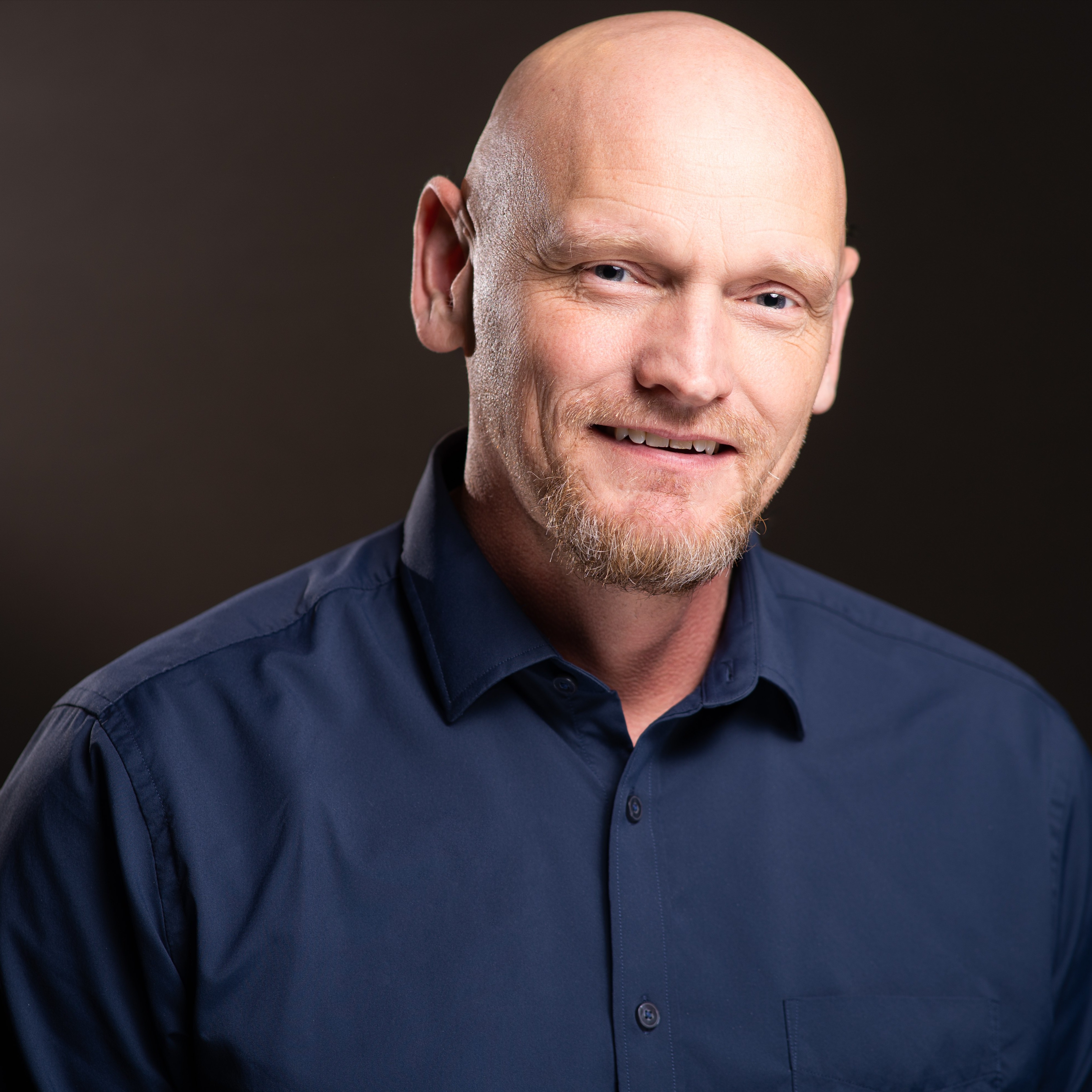 Headshot of Brent Thomas