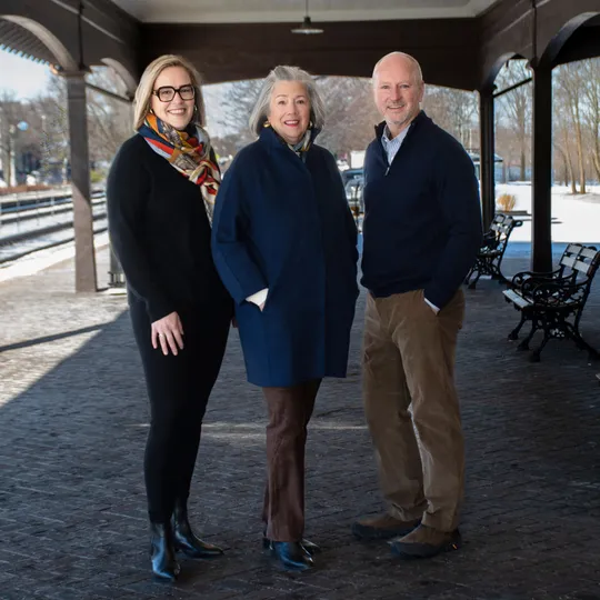 Marina & Andy, Agent in  - Compass