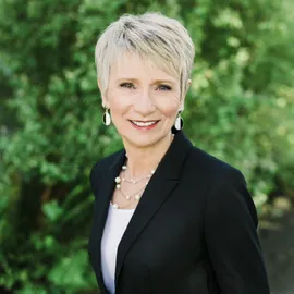 Earline Mapother, Agent in  - Compass