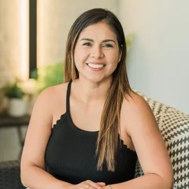 Paloma Marquez Brown, Agent in  - Compass