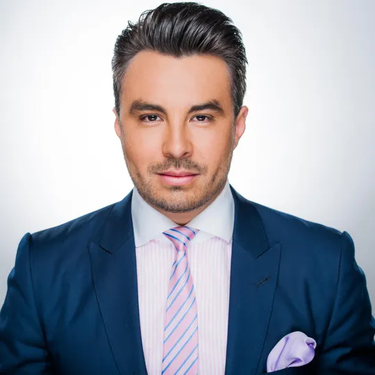 Jason Perez, Agent in  - Compass