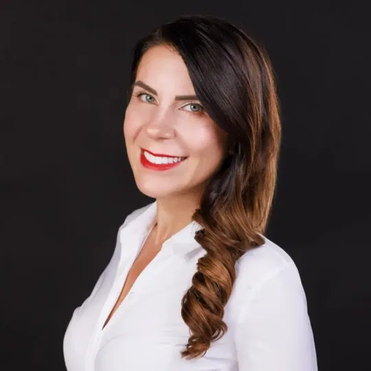 Gretchen Jewell, Agent in  - Compass