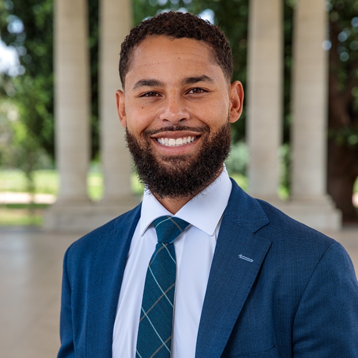 Headshot of Dominic Miller