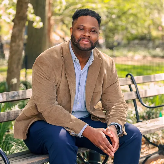 Dominic Brown, Agent in  - Compass