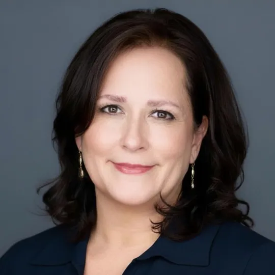 Flor Hasselbring, Agent in  - Compass