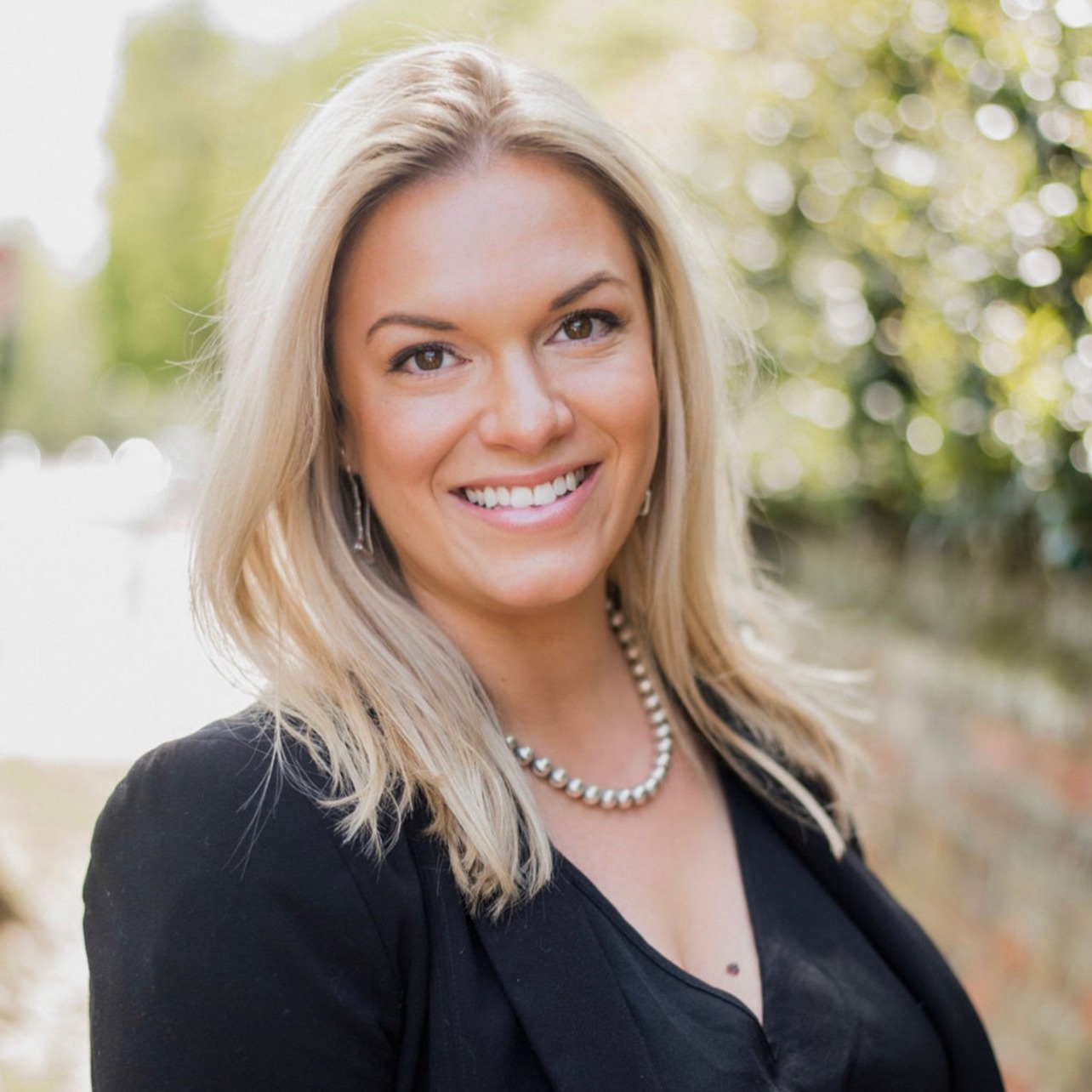 Headshot of Jill Von Herrmann