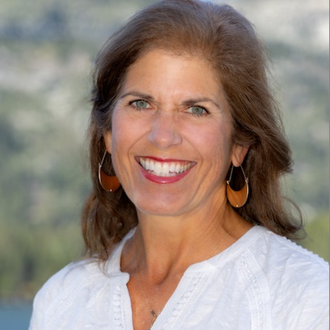 Headshot of Kate Fanter Byus