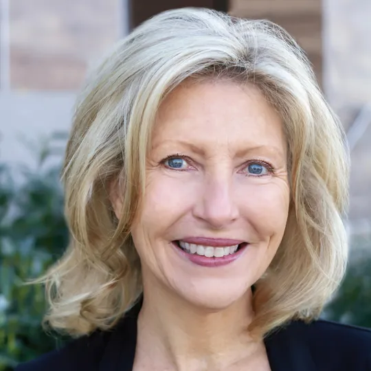 Lisa Gernentz, Agent in  - Compass