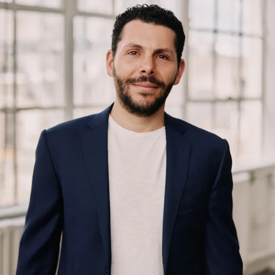 Brett Walsdorf, Agent in  - Compass